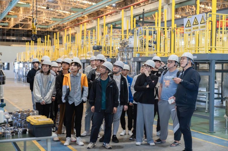 082557_795229_gsdt.jpg 082557_795229_gsdt.jpg