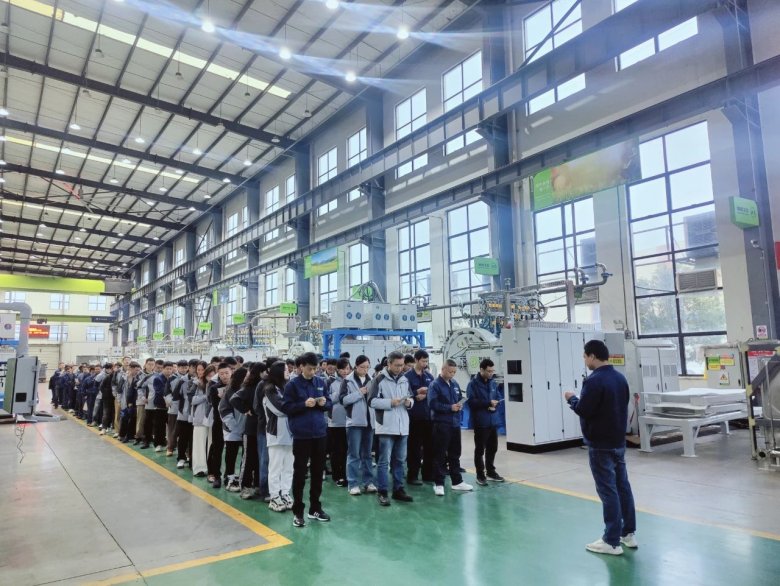 093150_436325_gsdt.jpg 093150_436325_gsdt.jpg