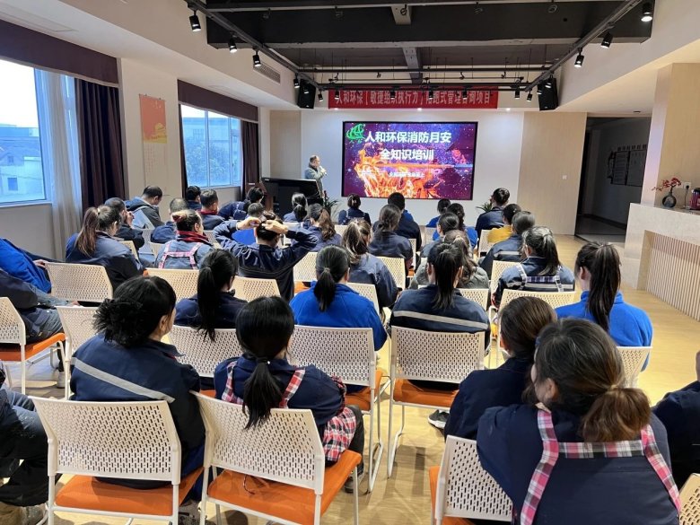 102613_550583_gsdt.jpg 102613_550583_gsdt.jpg