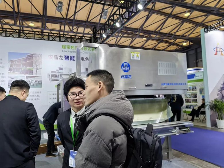 104812_477091_gsdt.jpg 104812_477091_gsdt.jpg