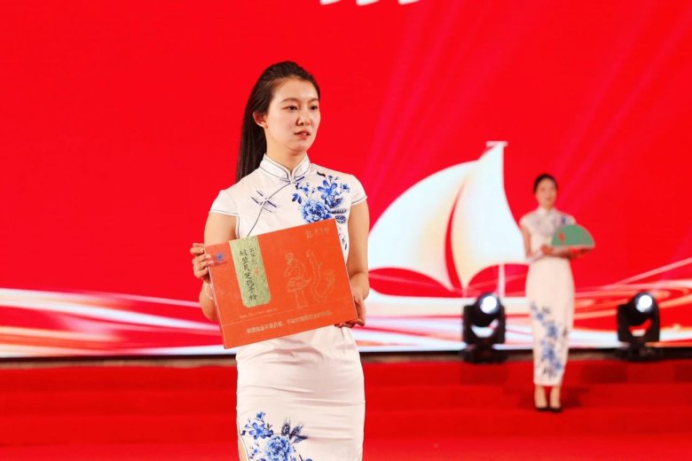 170236_448797_gsdt.jpg 170236_448797_gsdt.jpg