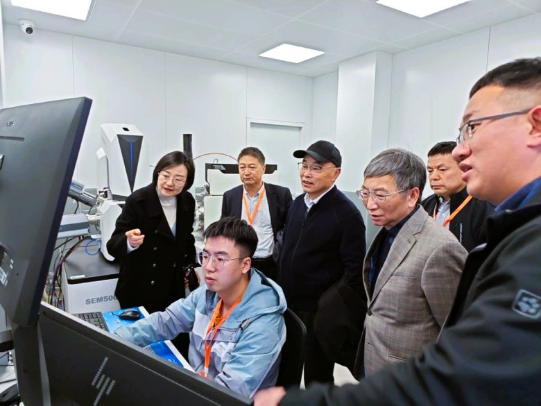 165823_661951_gsdt.jpg 165823_661951_gsdt.jpg