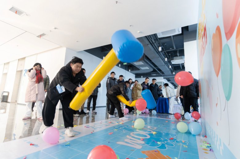 083002_315424_gsdt.png 083002_315424_gsdt.png