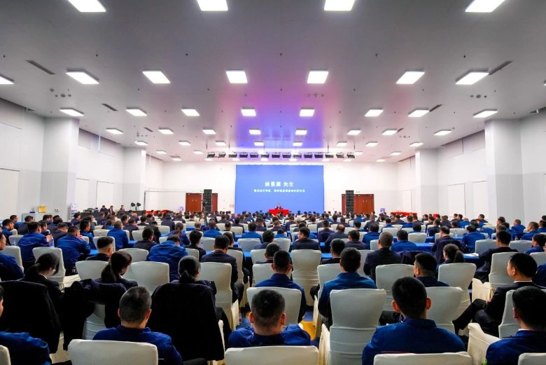 090521_773987_gsdt.jpg 090521_773987_gsdt.jpg