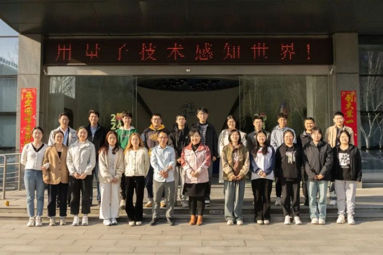 144653_544720_gsdt.jpg 144653_544720_gsdt.jpg