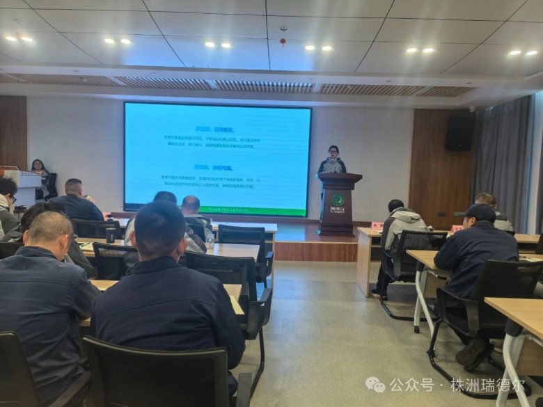 090949_382363_gsdt.jpg 090949_382363_gsdt.jpg