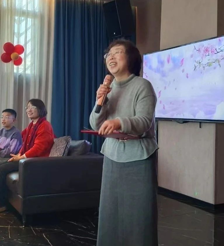 165332_786903_gsdt.jpg 165332_786903_gsdt.jpg