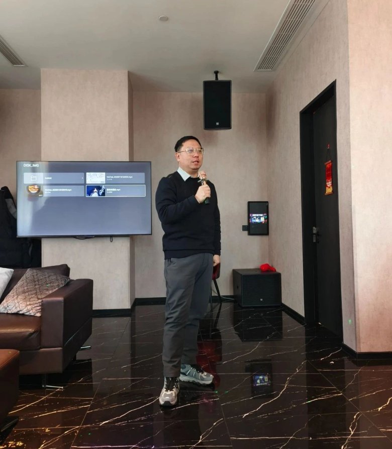 165336_134447_gsdt.jpg 165336_134447_gsdt.jpg