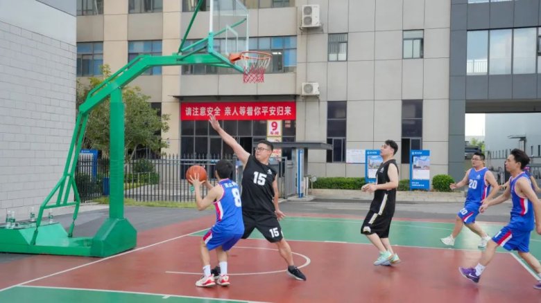 083552_424312_gsdt.jpg 083552_424312_gsdt.jpg