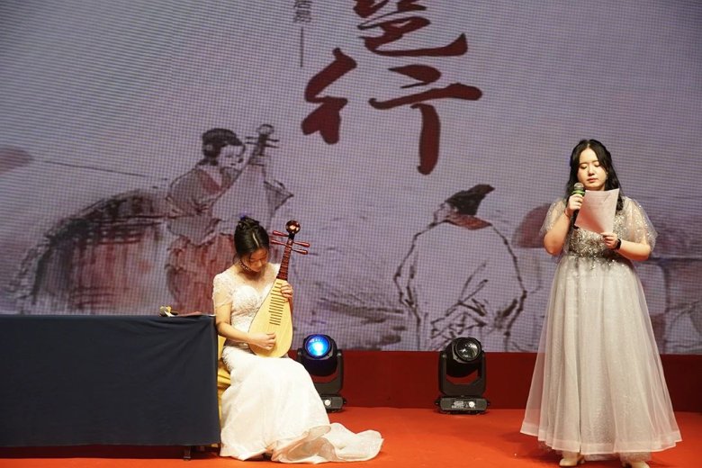 082659_626298_gsdt.jpg 082659_626298_gsdt.jpg