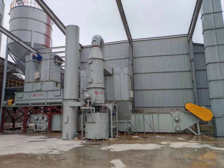 102413_004965_jswz.jpg 越南氫氧化鈣生產線現場 第三代石灰消化器.jpg