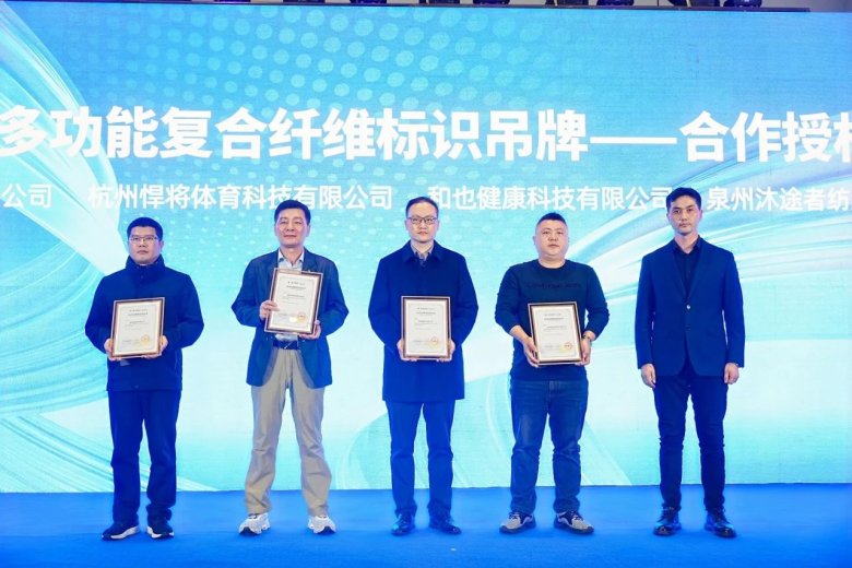 082712_404402_gsdt.jpg 082712_404402_gsdt.jpg