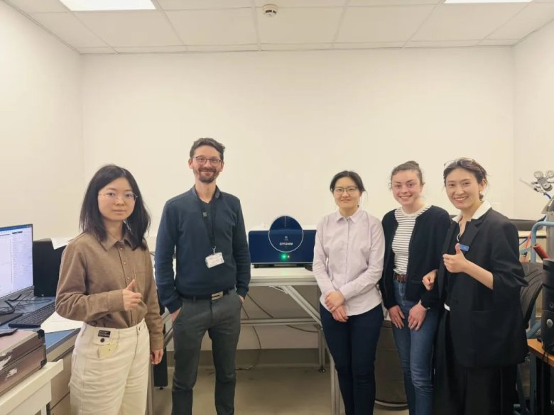 135137_427888_gsdt.jpg 135137_427888_gsdt.jpg