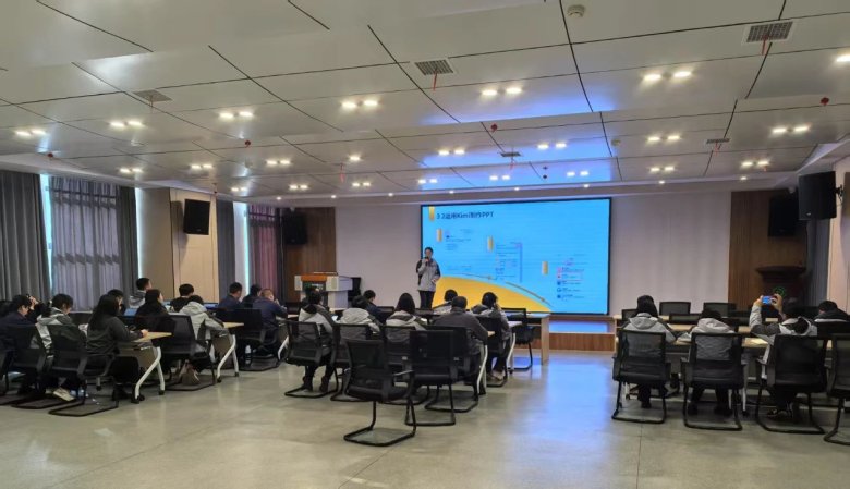 092438_474211_gsdt.jpg 092438_474211_gsdt.jpg