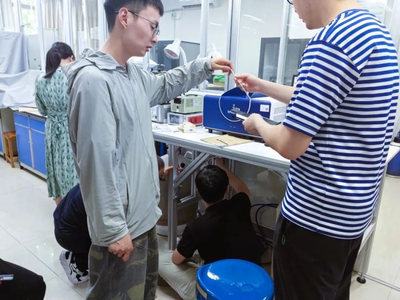 083000_667155_gsdt.jpg 083000_667155_gsdt.jpg