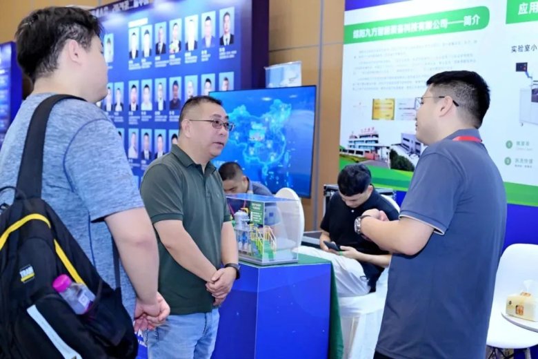 101912_350050_gsdt.jpg 101912_350050_gsdt.jpg