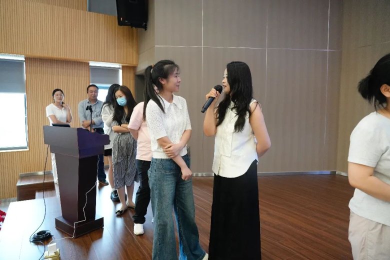 143843_446236_gsdt.jpg 143843_446236_gsdt.jpg