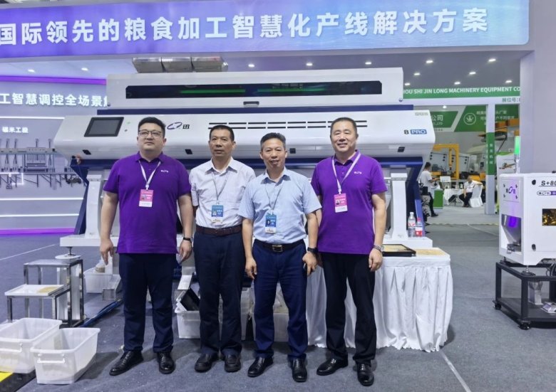 091005_531672_gsdt.jpg 091005_531672_gsdt.jpg