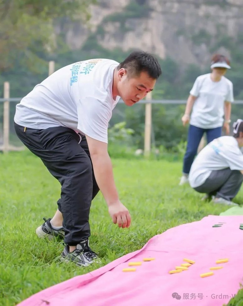 082233_737506_gsdt.jpg 082233_737506_gsdt.jpg