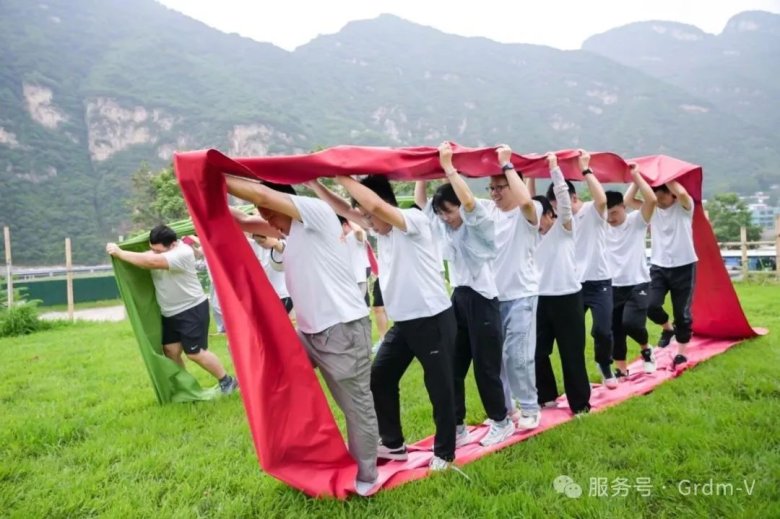 082300_400366_gsdt.jpg 082300_400366_gsdt.jpg