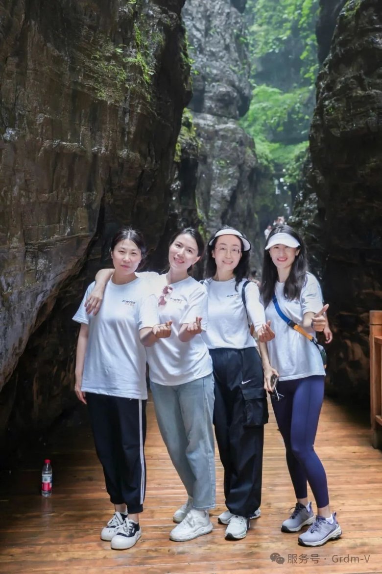 082450_381370_gsdt.jpg 082450_381370_gsdt.jpg