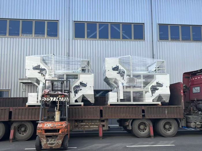 256301.jpg 256301.jpg