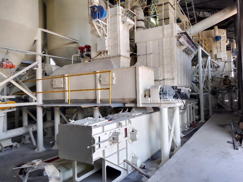 160459_822065_jswz.jpg 遼寧鞍山年產(chǎn)10萬噸氫氧化鈣生產(chǎn)線(1042像素).jpg