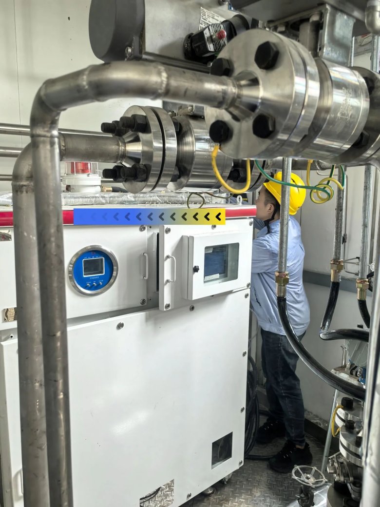 135215_007910_gsdt.jpg 135215_007910_gsdt.jpg