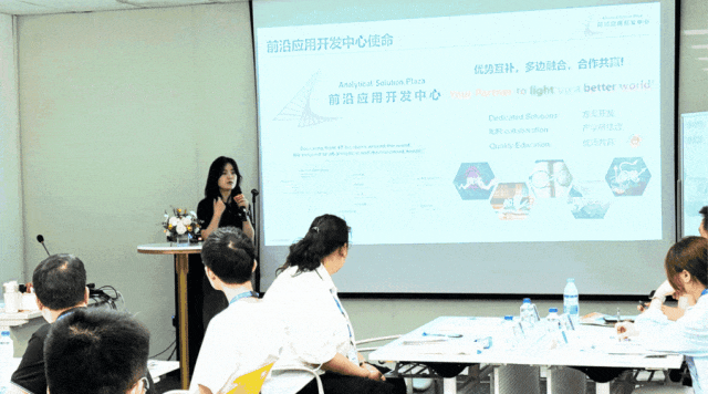 084514_785722_gsdt.gif 084514_785722_gsdt.gif