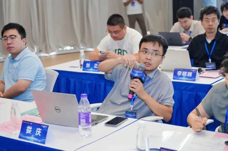 083237_916518_gsdt.jpg 083237_916518_gsdt.jpg