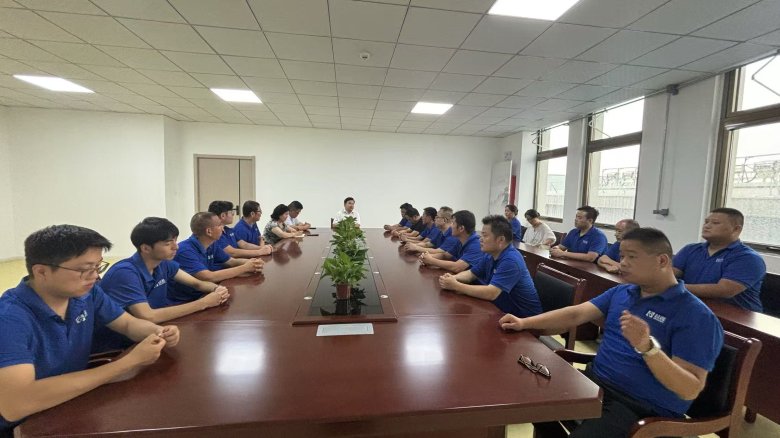 081301_518629_gsdt.jpg 081301_518629_gsdt.jpg