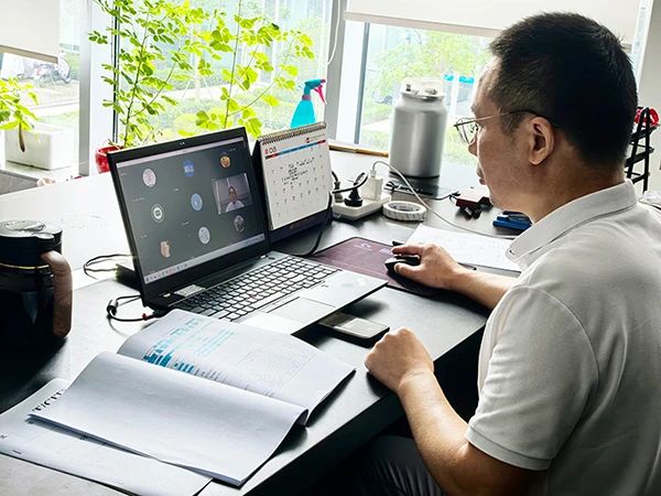 141404_845280_gsdt.jpg 141404_845280_gsdt.jpg