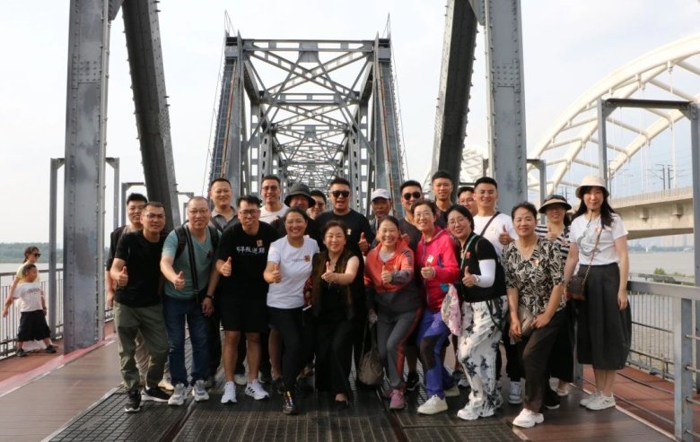 133918_860833_gsdt.jpg 133918_860833_gsdt.jpg