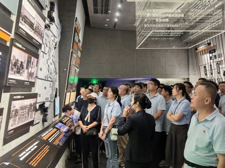 135041_561399_gsdt.jpg 135041_561399_gsdt.jpg