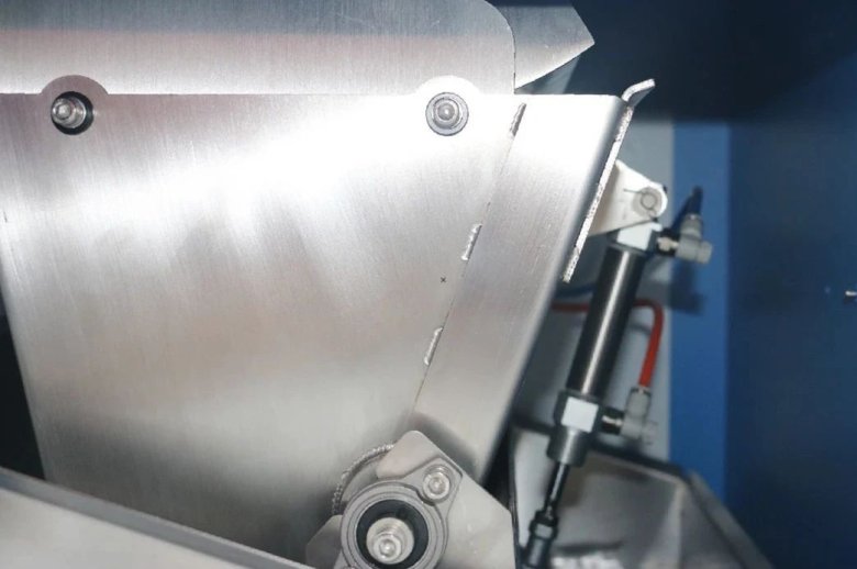 092512_356685_gsdt.jpg 092512_356685_gsdt.jpg