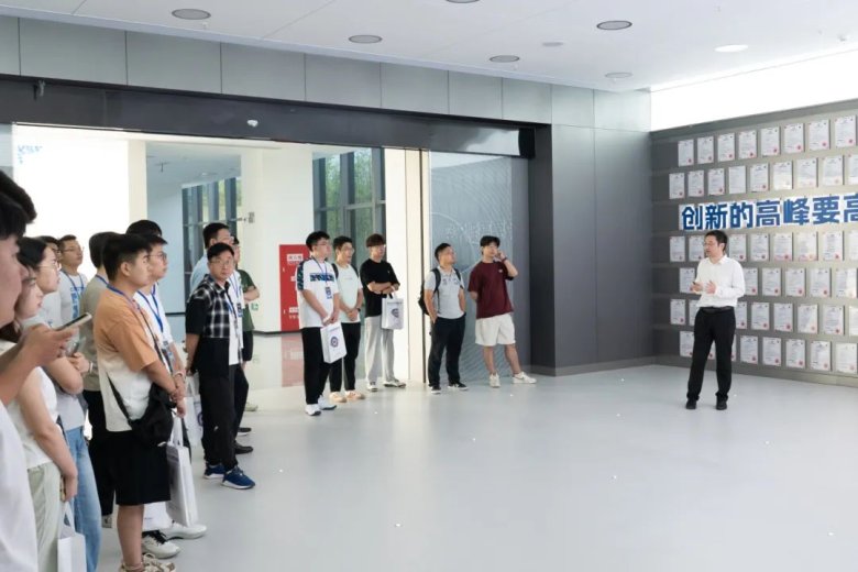 082852_630465_gsdt.jpg 082852_630465_gsdt.jpg