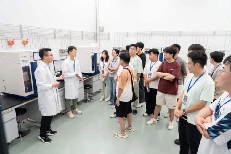 082932_404800_gsdt.jpg 082932_404800_gsdt.jpg