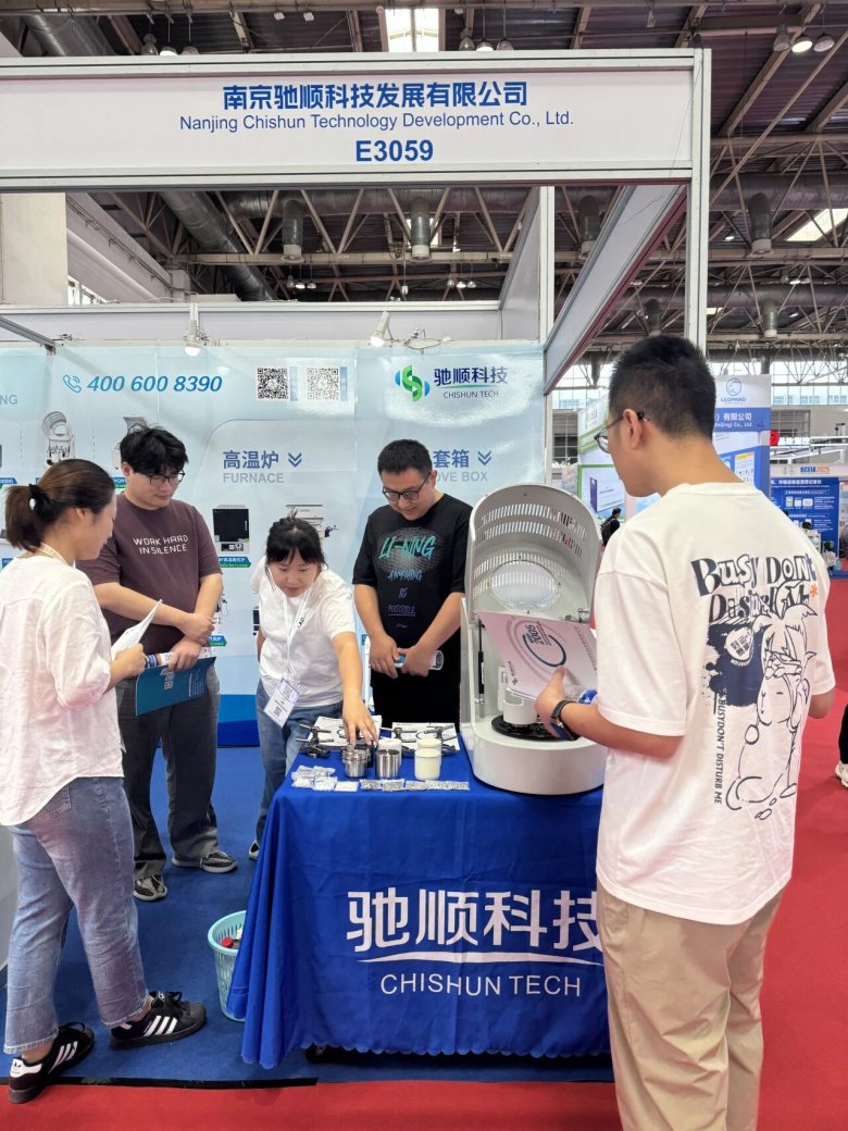 084834_714265_gsdt.jpg 084834_714265_gsdt.jpg