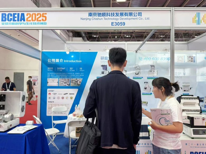 084842_302423_gsdt.jpg 084842_302423_gsdt.jpg