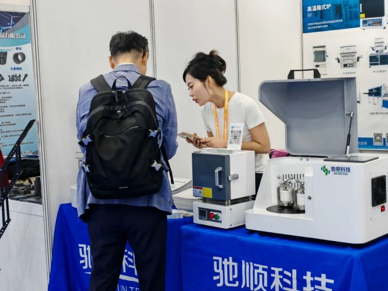 085043_971135_gsdt.jpg 085043_971135_gsdt.jpg