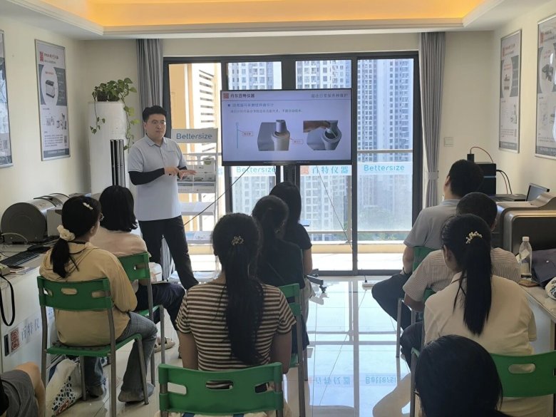 141550_012240_gsdt.jpg 141550_012240_gsdt.jpg