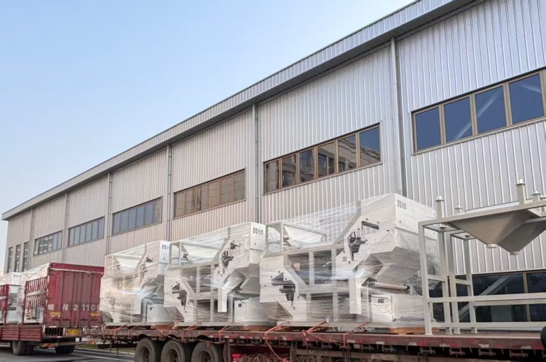 103455_533286_gsdt.jpg 103455_533286_gsdt.jpg