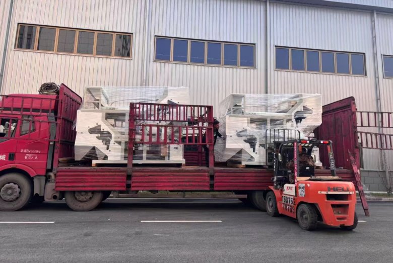 103550_576787_gsdt.jpg 103550_576787_gsdt.jpg