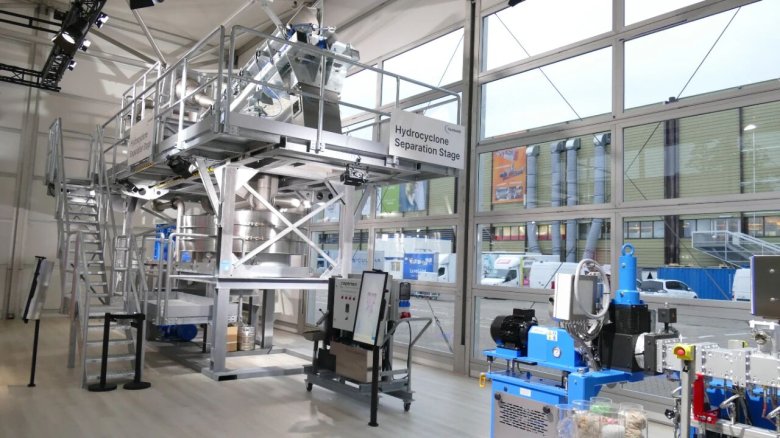 082905_914266_gsdt.jpg 082905_914266_gsdt.jpg