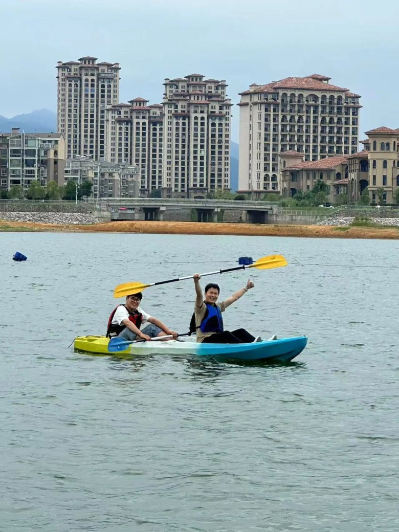 081655_026845_gsdt.jpg 081655_026845_gsdt.jpg