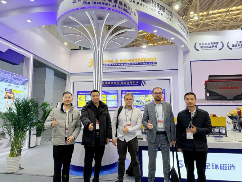 082156_060162_gsdt.jpg 082156_060162_gsdt.jpg